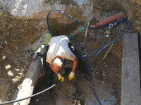 Tiefbau für Gas- und Wasserleitungsarbeiten